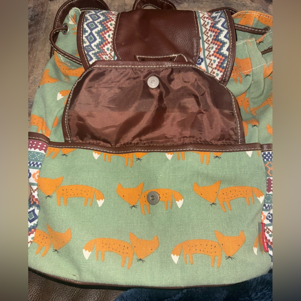 Stylish Union Bay Green and Brown Fox Print Backpack - Picture 2 of 9